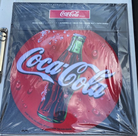 5759-1 € 10,00 coca cola muismat afb. fles.jpeg